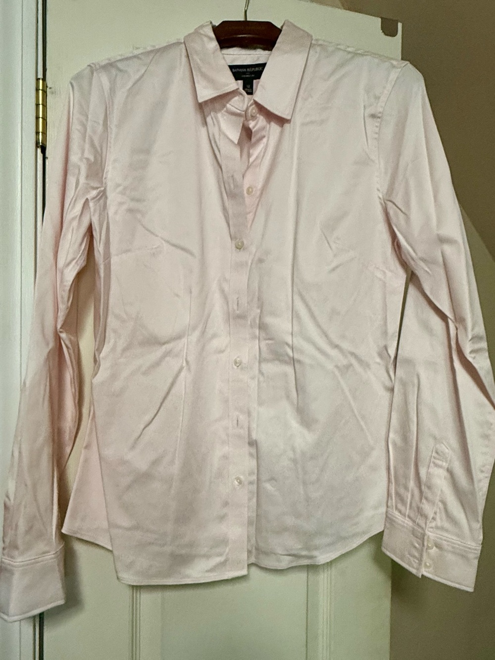 Banana Republic Women’s Light Pink Dress Blouse